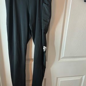 leggings , side pocket